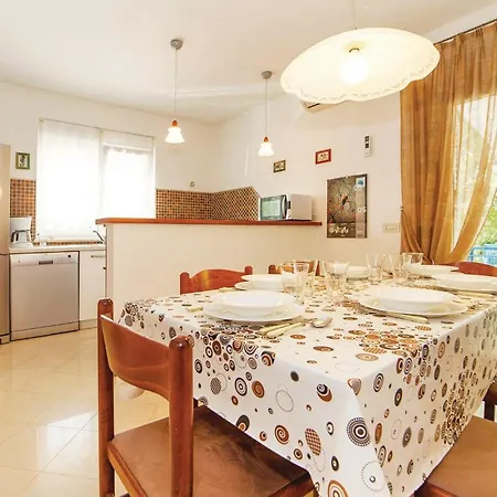 3 Bedroom Beautiful In * Jadranovo