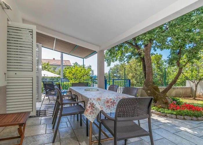 度假居 3 Bedroom Beautiful In 卓得诺沃
